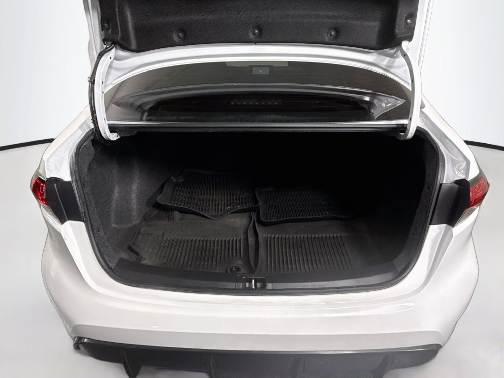 Used 2026 Toyota Corolla SE FWD image 34