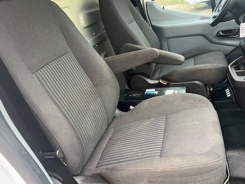 Used 2015 Ford Transit 250 130 Low Roof RWD image 13