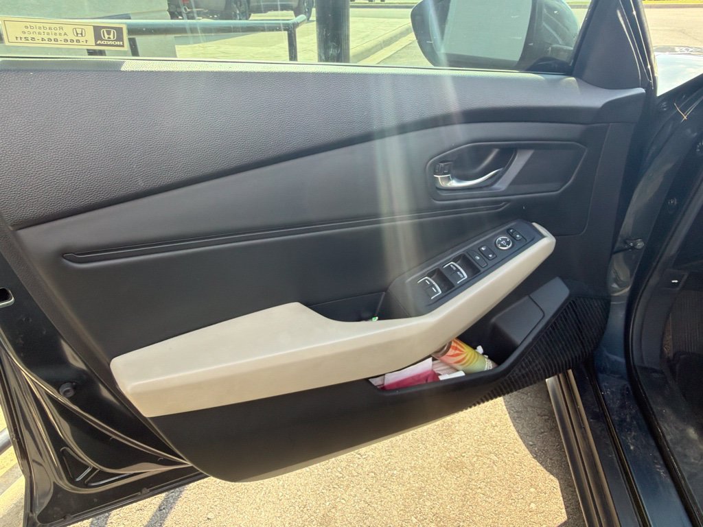 Used 2024 Honda Accord EX image 9
