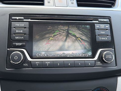 Used 2015 Nissan Sentra SV w/ Style Package image 15