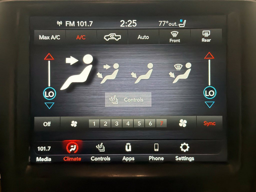 Used 2018 RAM 2500 Laramie AWD/4WD image 14