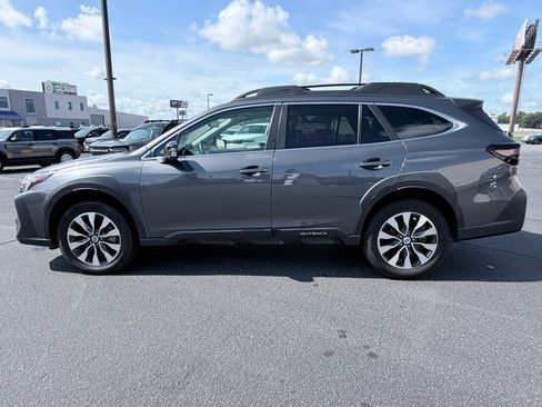 Used 2024 Subaru Outback Limited AWD/4WD image 5