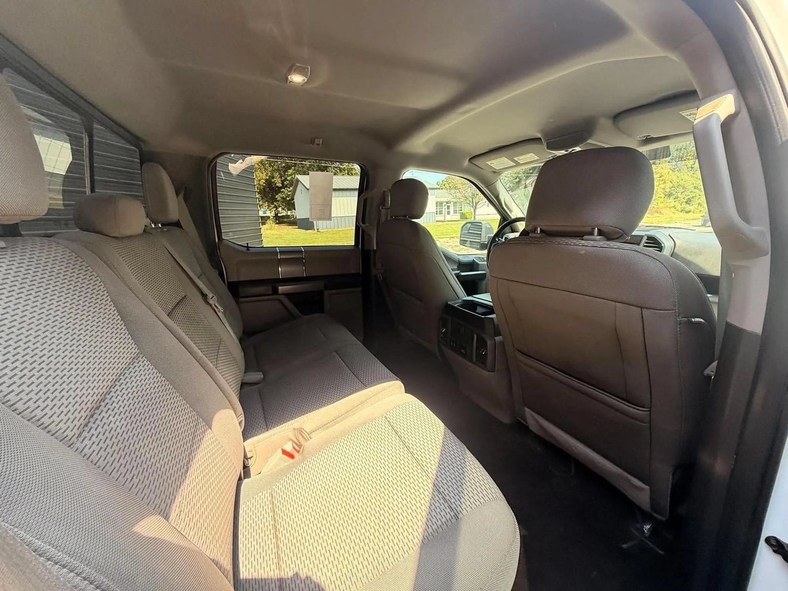 Used 2018 Ford F150 XLT w/ Equipment Group 302A Luxury AWD/4WD image 15