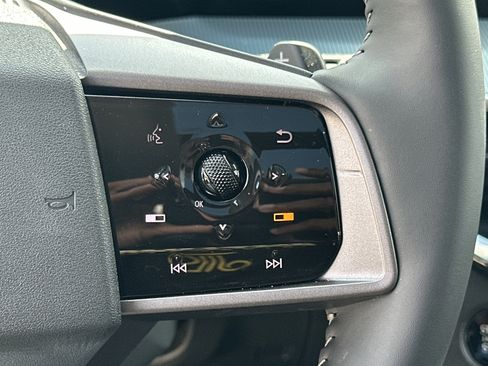 Used 2025 Nissan Murano SL AWD/4WD image 25