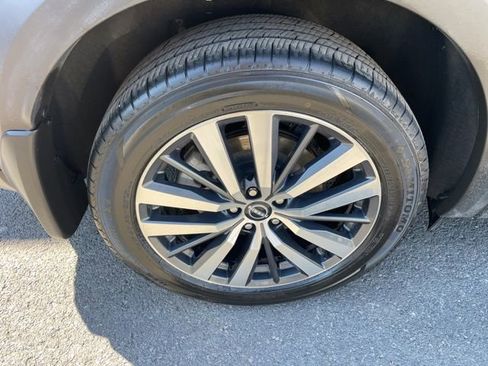 Used 2022 Nissan Pathfinder Platinum w/ Cargo Package image 7