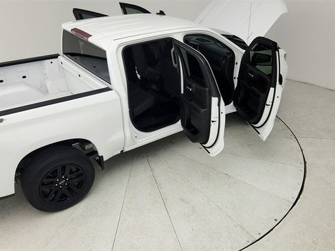 Certified 2026 Chevrolet Silverado 1500 Custom image 37