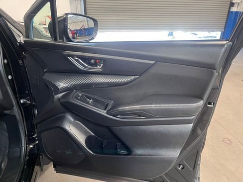 Used 2024 Subaru Ascent Premium image 12