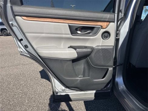 Used 2020 Honda CR-V Touring image 12