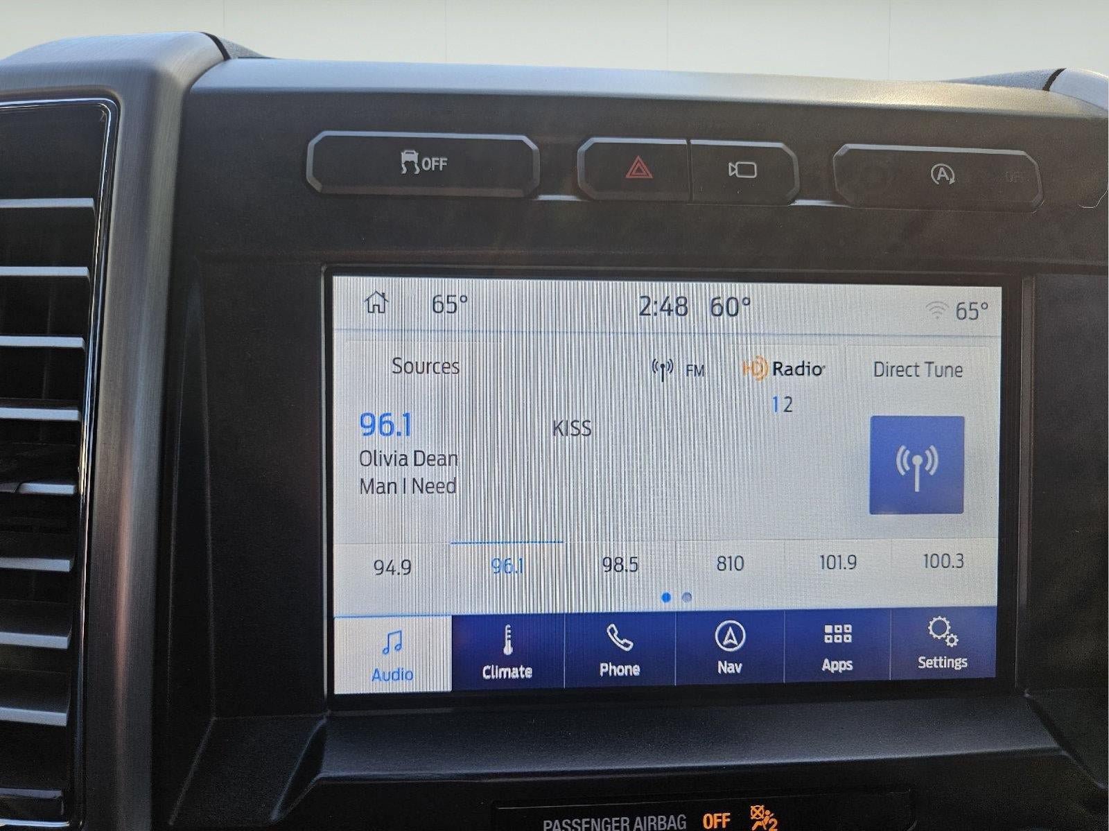 Used 2019 Ford F150 Platinum w/ Equipment Group 701A Luxury AWD/4WD image 14