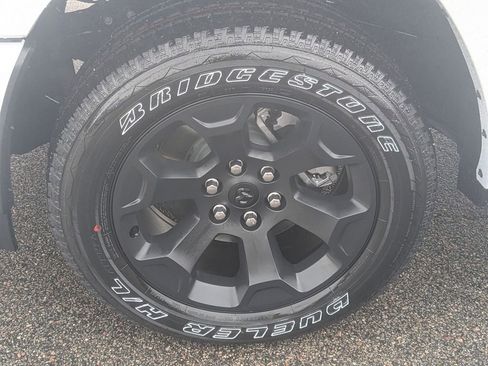 New 2026 RAM 1500 Big Horn AWD/4WD image 9