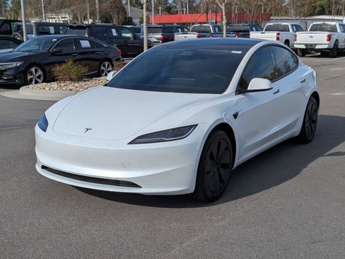 Used 2025 Tesla Model 3 Long Range image 7