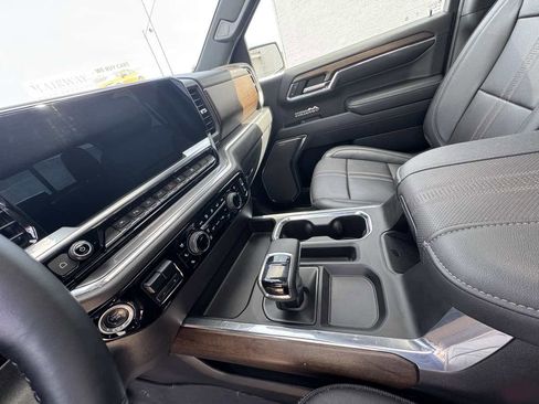 Used 2023 Chevrolet Silverado 1500 High Country w/ High Country Premium Package image 22