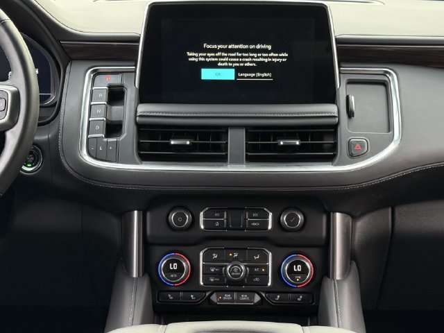 Used 2023 Chevrolet Tahoe Z71 w/ Luxury Package AWD/4WD image 17