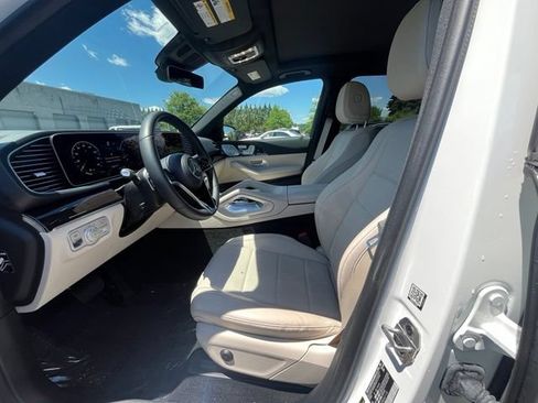 Used 2024 Mercedes-Benz GLE 450 4MATIC image 14