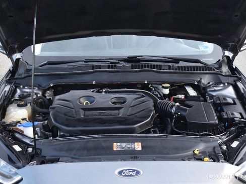 Used 2014 Ford Fusion Titanium FWD image 34