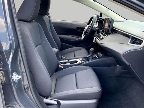 Used 2024 Toyota Corolla LE FWD image 9