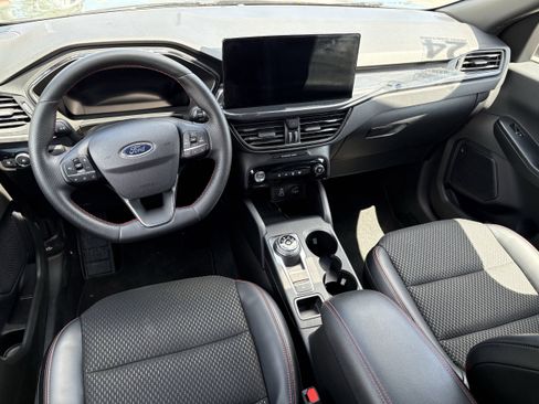 Used 2024 Ford Escape ST-Line Elite AWD/4WD image 13