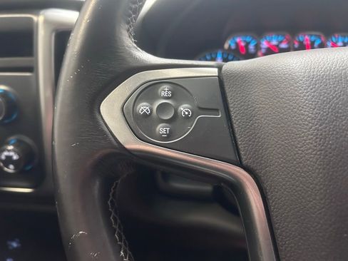 Used 2018 Chevrolet Silverado 1500 LT AWD/4WD image 10
