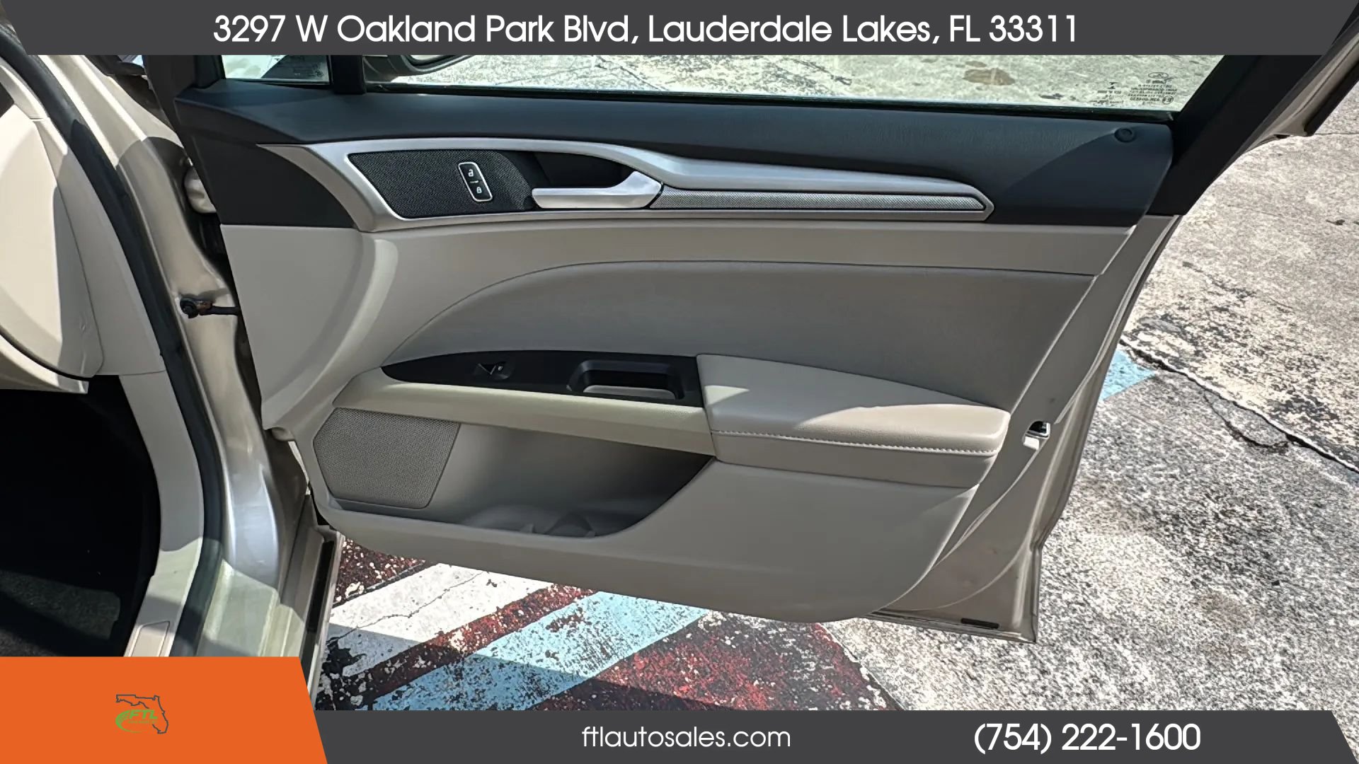 Used 2018 Ford Fusion SE FWD image 32