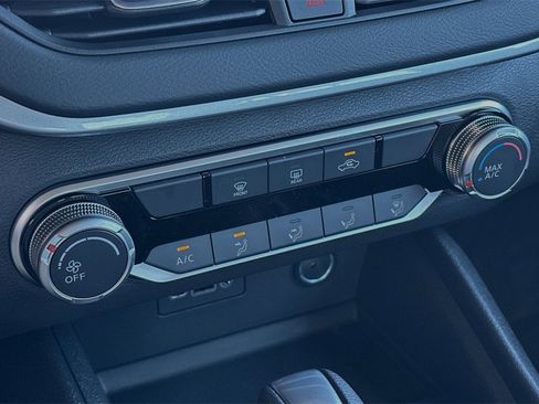 New 2025 Nissan Altima 2.5 S image 17