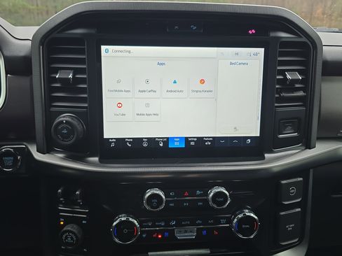 Used 2025 Ford F150 Platinum w/ FX4 Off-Road Package image 19