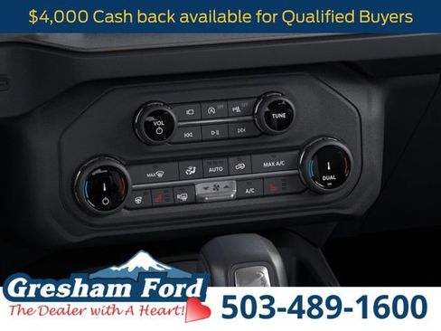 New 2025 Ford Bronco Outer Banks AWD/4WD image 18