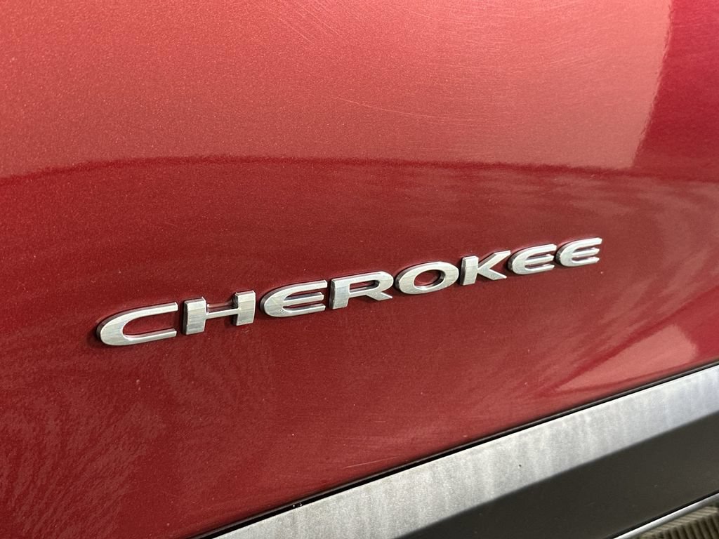 Used 2020 Jeep Cherokee Limited AWD/4WD image 33
