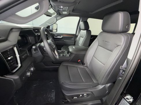 New 2026 GMC Sierra 2500 Denali w/ Denali Reserve Package AWD/4WD image 13