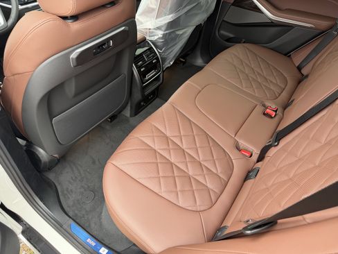 New 2026 BMW X5 xDrive40i w/ Premium Package image 16