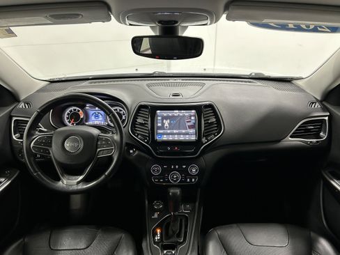 Used 2019 Jeep Cherokee Limited AWD/4WD image 17
