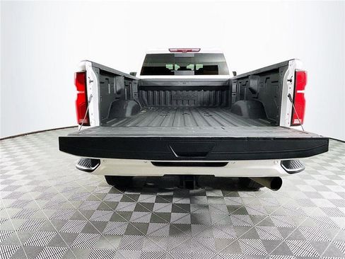 Certified 2024 Chevrolet Silverado 3500 High Country w/ Technology Package image 29