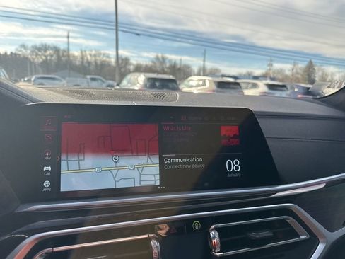 Used 2020 BMW X7 xDrive40i w/ M Sport Package image 15