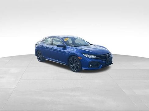 Used 2017 Honda Civic Sport image 7