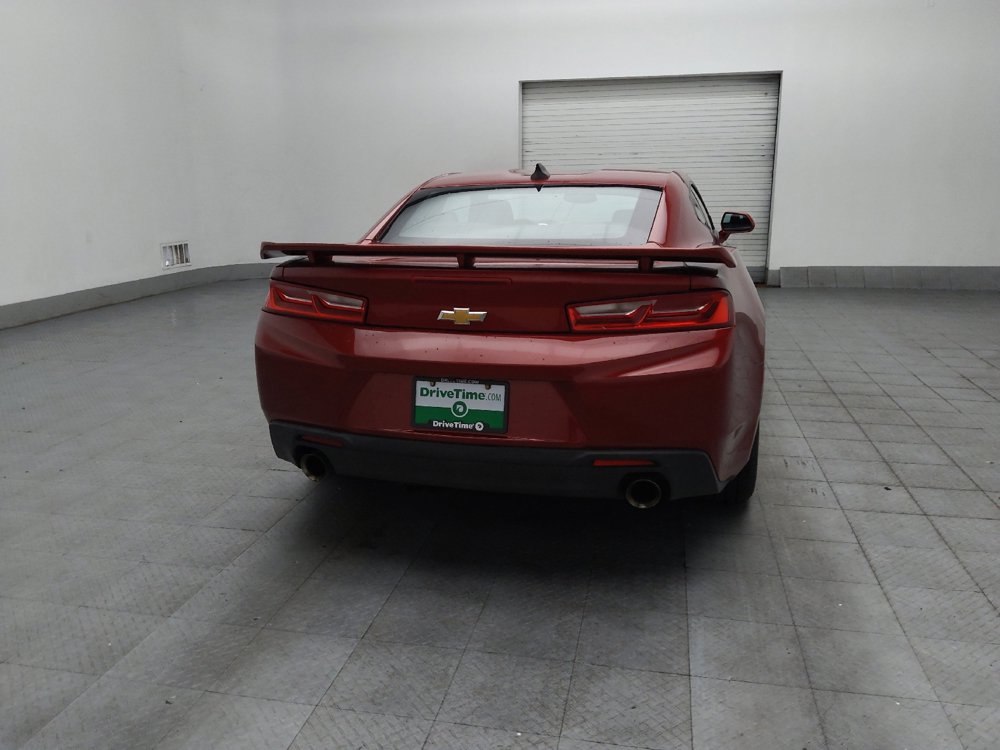 Used 2018 Chevrolet Camaro LT RWD image 7