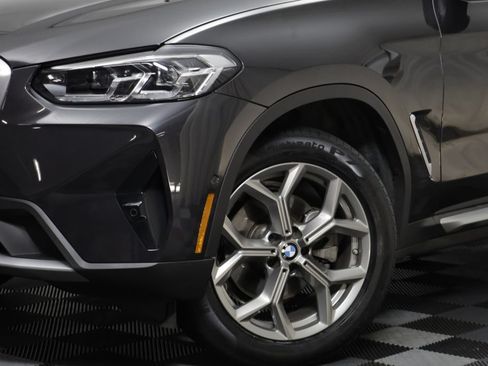 Certified 2025 BMW X4 xDrive30i AWD/4WD image 3