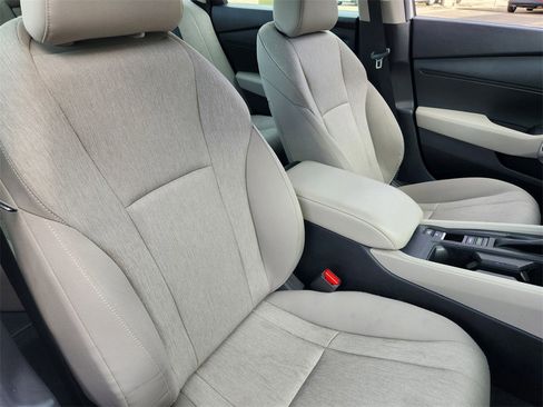 Used 2023 Honda Accord LX image 12