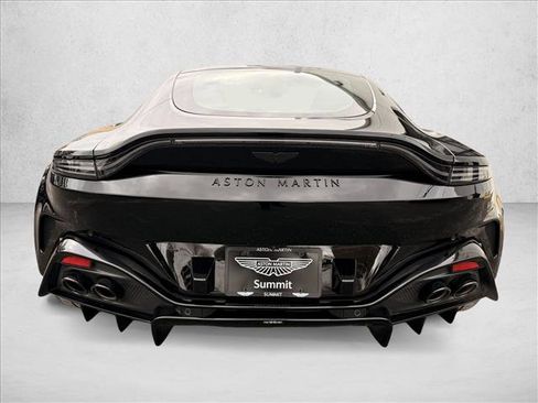Used 2025 Aston Martin V8 Vantage Coupe image 5