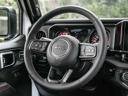 New 2026 Jeep Wrangler Unlimited Rubicon image 14