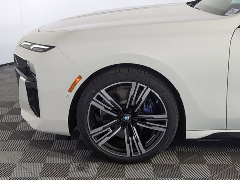 New 2026 BMW 740i image 9