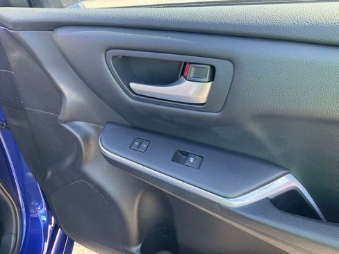 Used 2015 Toyota Camry SE image 70