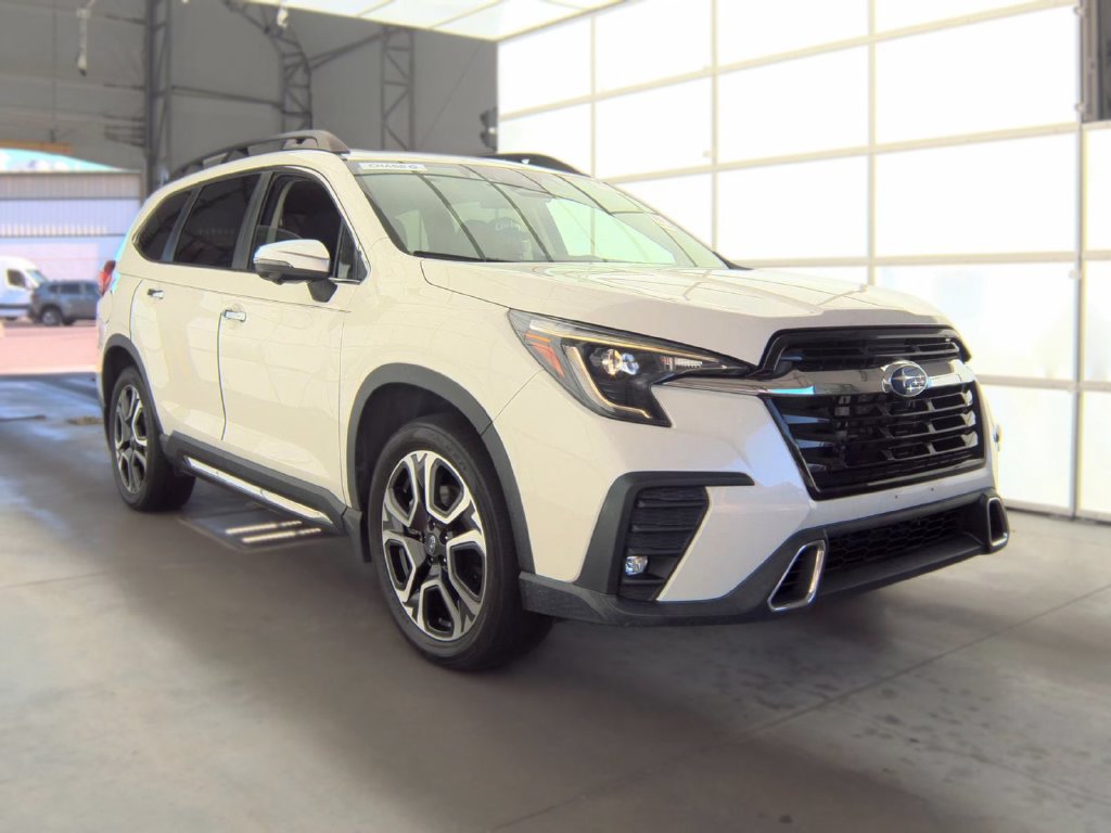 Used 2023 Subaru Ascent Touring AWD/4WD image 1