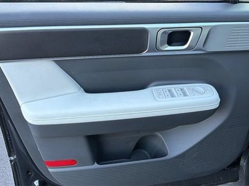 Certified 2025 Hyundai Santa Fe SEL AWD/4WD image 15
