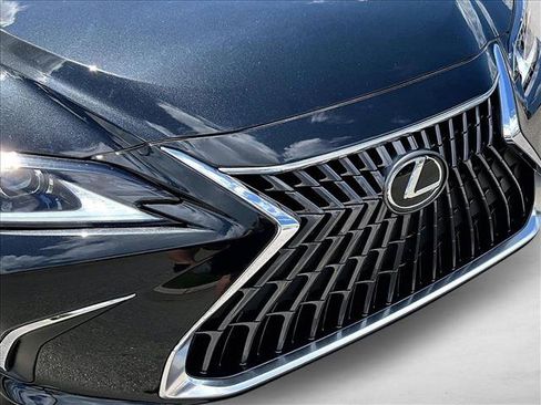 Used 2023 Lexus ES 350 w/ Accessory Package (Z1) image 28