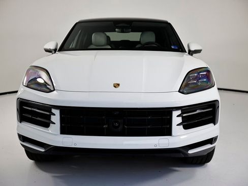 New 2026 Porsche Cayenne Coupe image 10