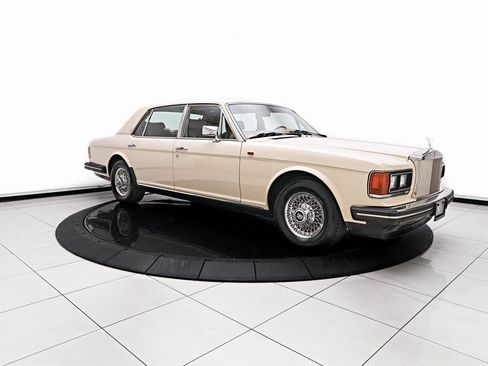Used 1990 Rolls-Royce Silver Spur II image 16