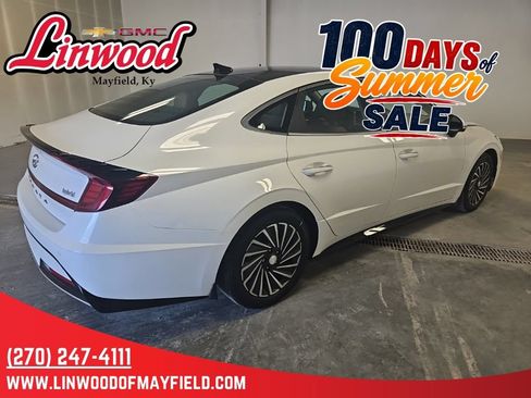 Used 2021 Hyundai Sonata Limited FWD image 2