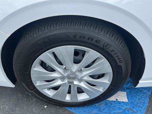 Used 2025 Nissan Sentra S FWD image 3