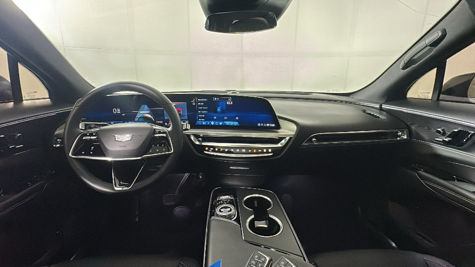Used 2024 Cadillac Lyriq Sport AWD/4WD image 33