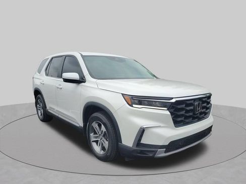 Used 2024 Honda Pilot EX-L image 12