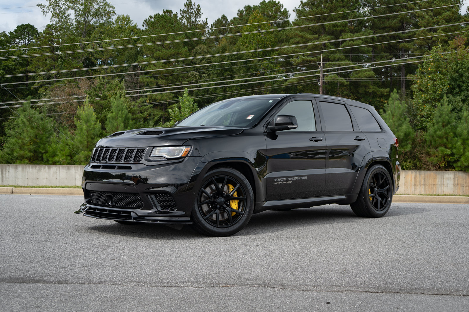 Used 2018 Jeep Grand Cherokee Trackhawk AWD/4WD image 3